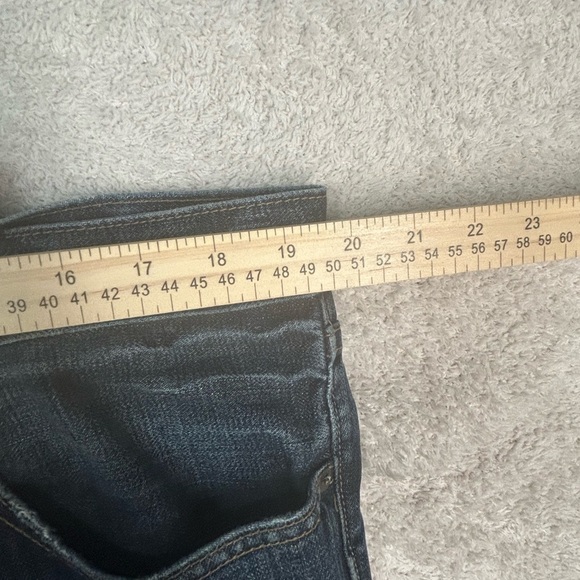 GAP Men's 1969 Standard Vintage Ringspun Denim Jeans 100% Cotton Zip Fly 38x32 - Picture 6 of 13